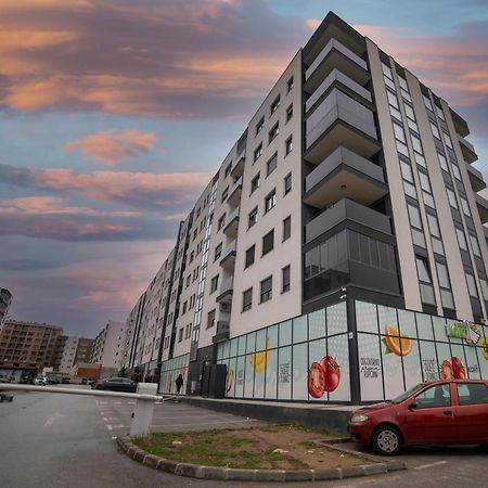 Apartment 5 Star Lukavica Exteriér fotografie