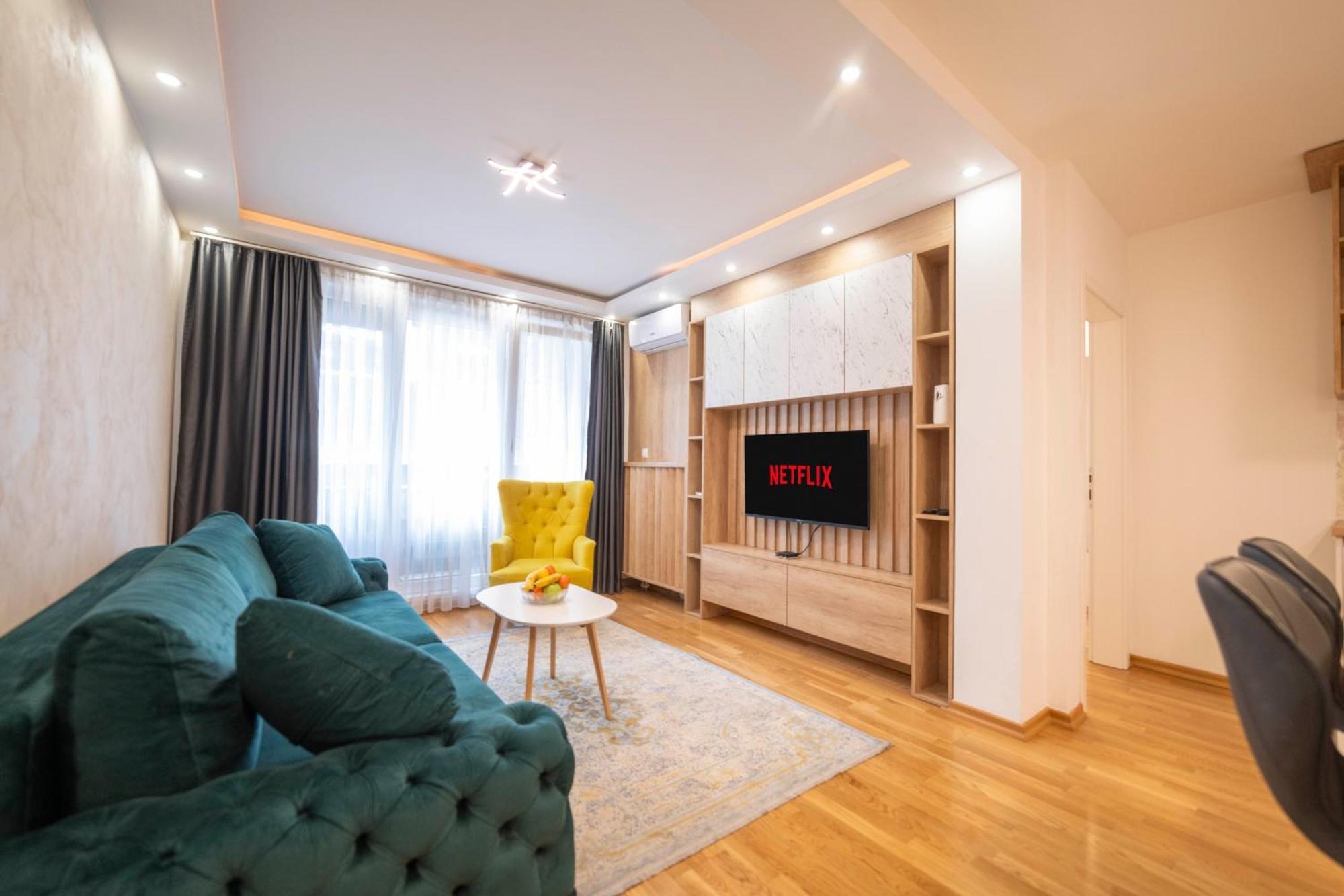 Apartment 5 Star Lukavica Exteriér fotografie