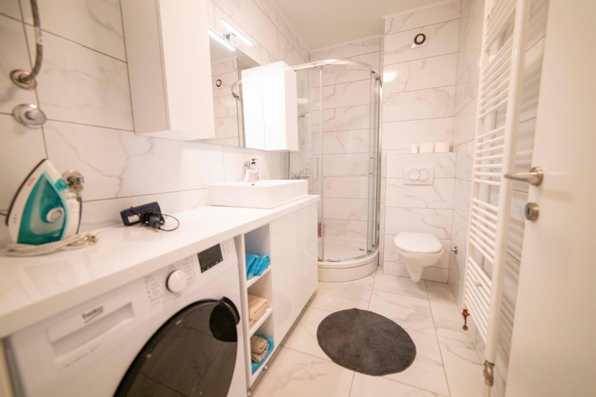 Apartment 5 Star Lukavica Exteriér fotografie