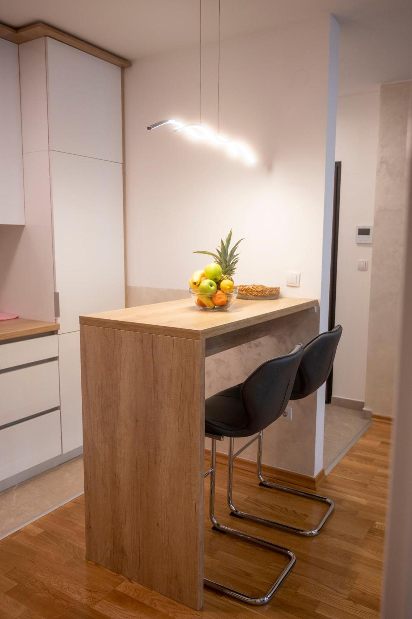 Apartment 5 Star Lukavica Exteriér fotografie