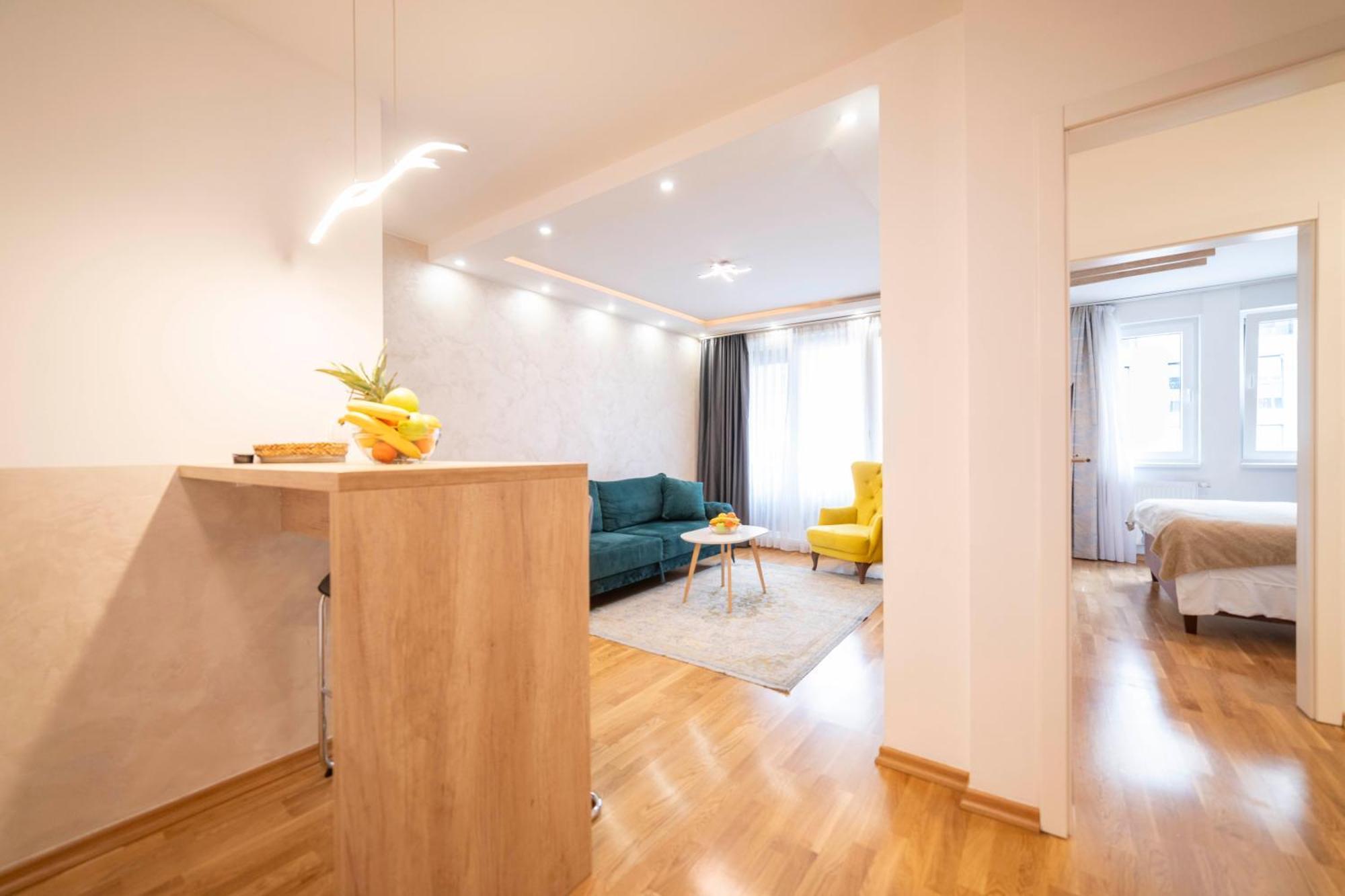 Apartment 5 Star Lukavica Exteriér fotografie