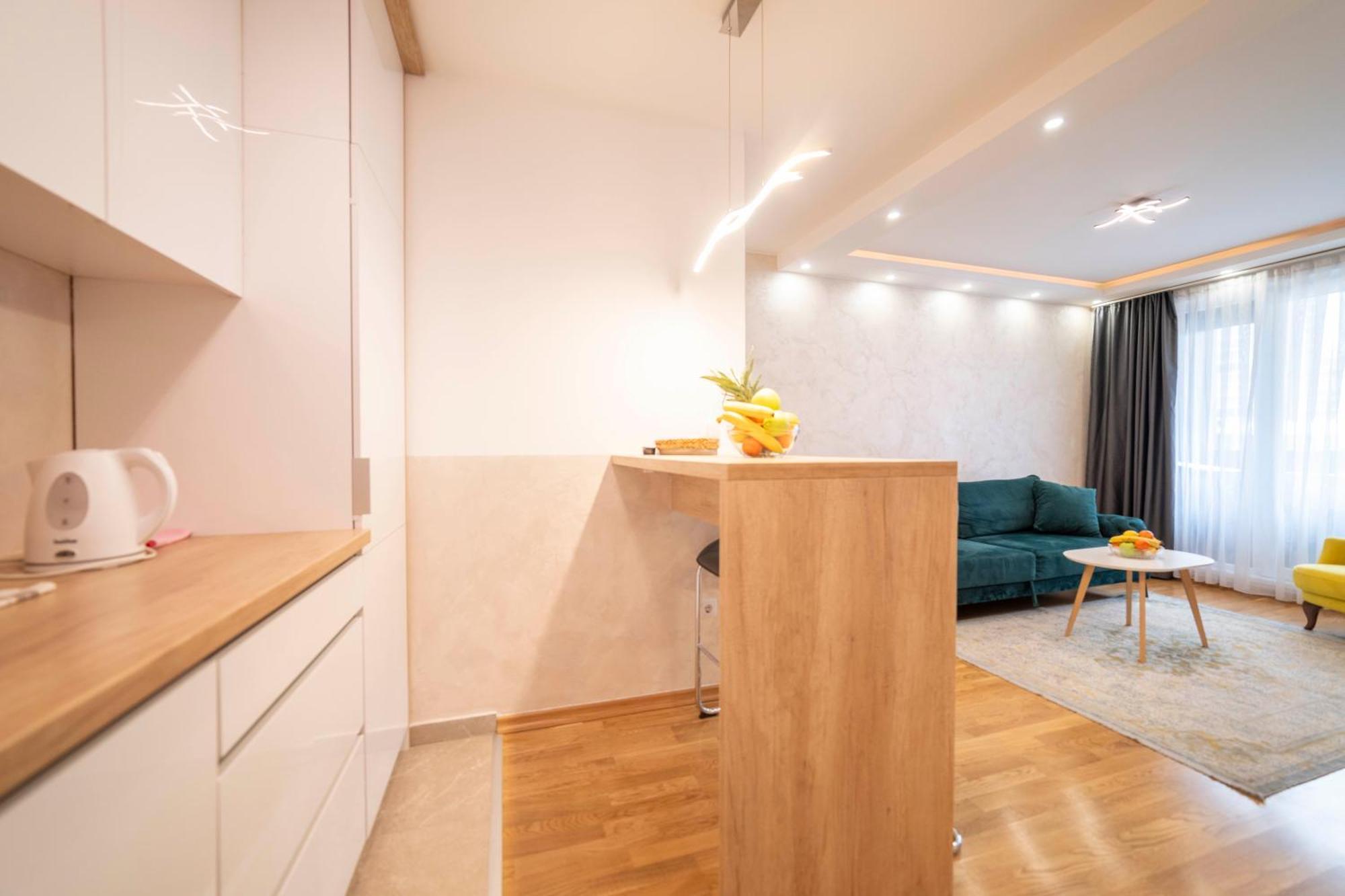 Apartment 5 Star Lukavica Exteriér fotografie